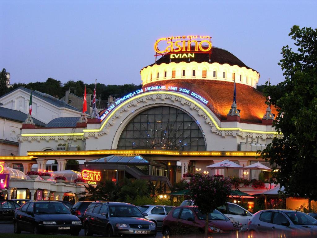 L'Oasis Hotel Évian-les-Bains Eksteriør billede
